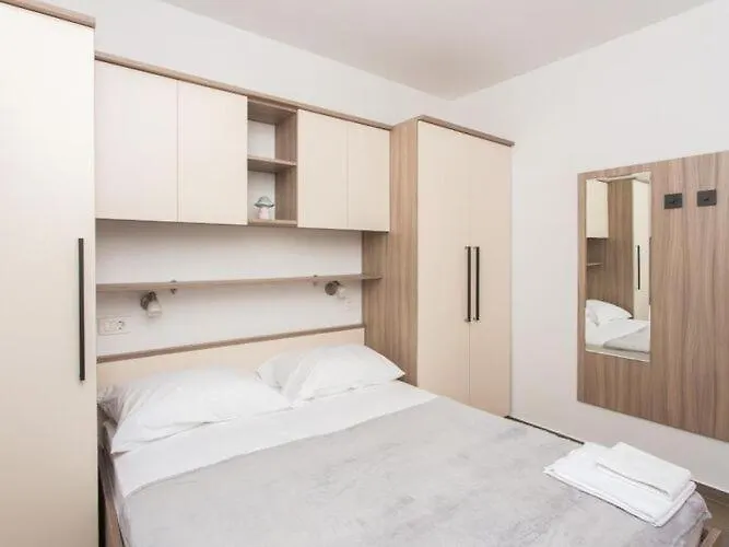 Ari Apartament